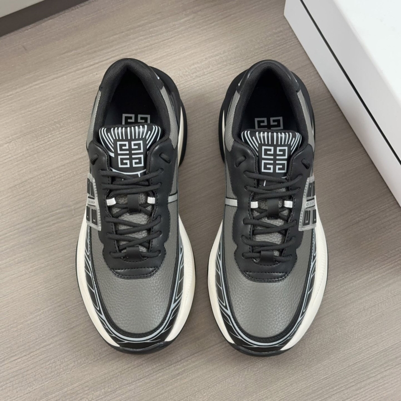 Givenchy Sneakers